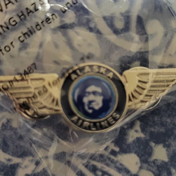 Other - ALASKA AIRLINES SILVER WINGS PIN *NEW*